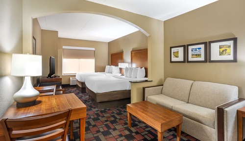 Suite, 2 Double Beds, Non Smoking (with Single Sofabed)