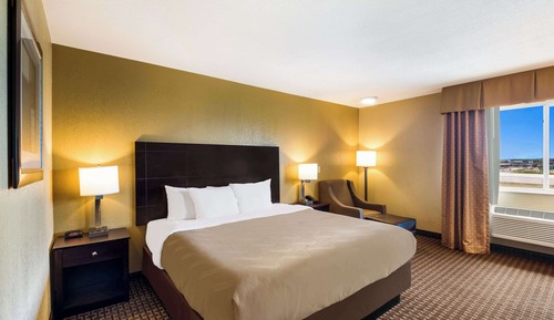 Standard Room, 1 King Bed, Non Smoking