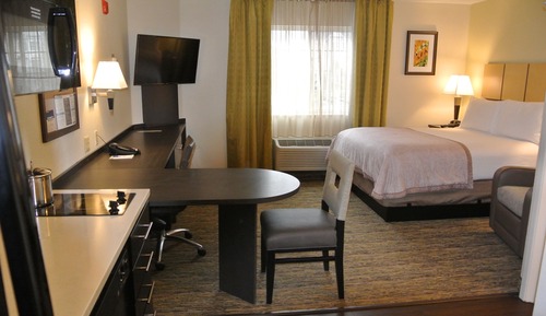 Studio Suite, 1 Queen Bed