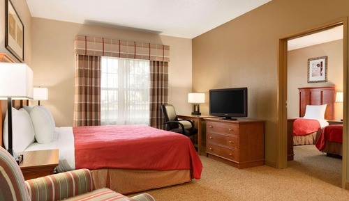 Suite, 1 King Bed, Non Smoking, Jetted Tub