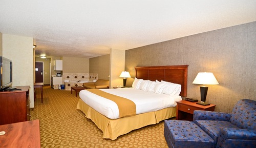 Standard Room, 1 King Bed (Wet Bar)