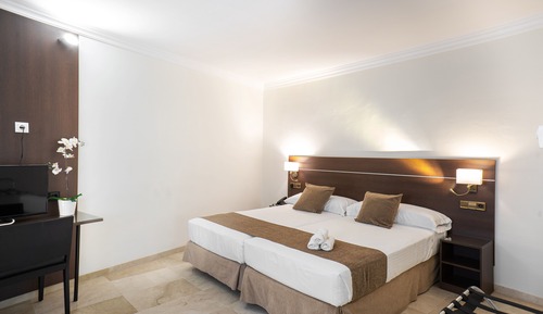 Double Room Single Use
