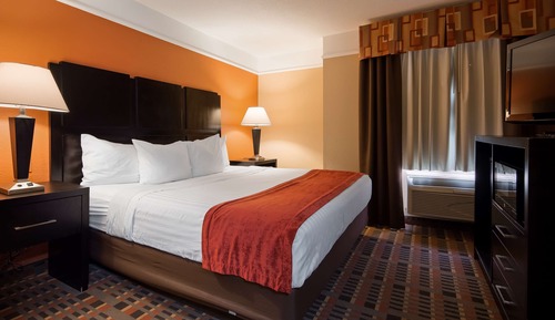 Standard Room, 1 King Bed, Accessible, Non Smoking