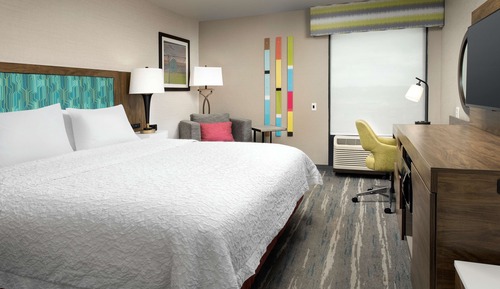 One King Bed, Non-Smoking, Accessible