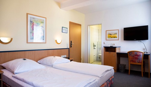 Standard Room, 1 Double Bed, City View