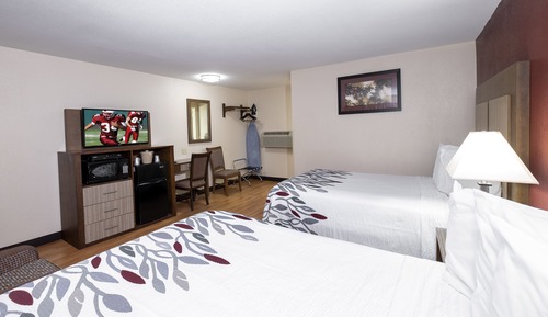 Deluxe Room, 2 Double Beds (Larger Room, Smoke Free)