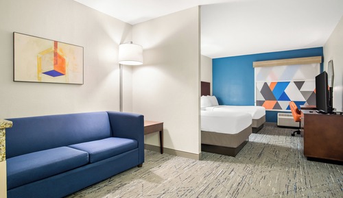 Suite, Multiple Beds