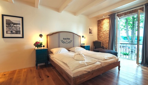 Loft room with lake view