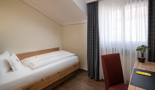 Basic Single Room