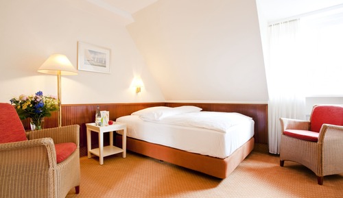 Standard Single Room