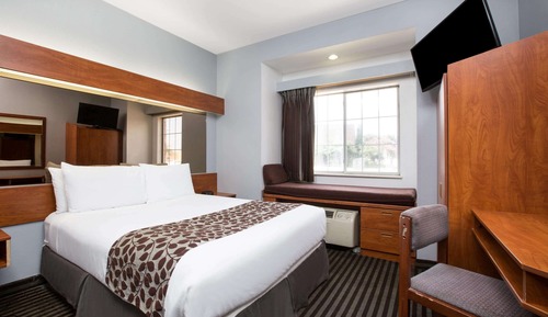 Room, 1 Queen Bed, Accessible, Non Smoking (Mobility Accessible)
