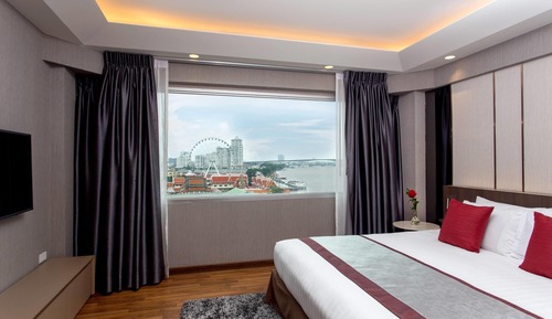 Premier Suite, 1 King Bed, River View
