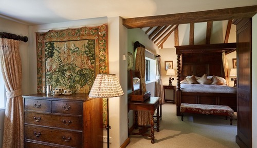 Feature Four Poster Room