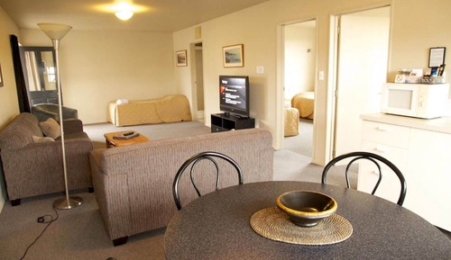 Standard Suite, 2 Bedrooms, Non Smoking, Kitchen (Suite)