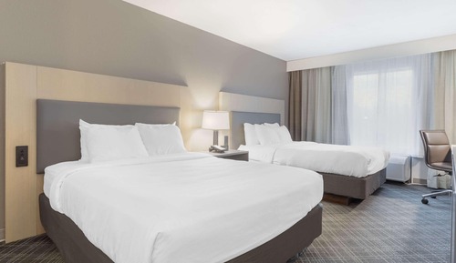 Standard Room, 2 Queen Beds, Non Smoking