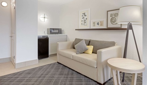 Suite, 1 King Bed, Non Smoking
