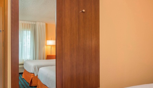 Room, 1 King Bed (Mobility/Hearing Accessible, Tub)