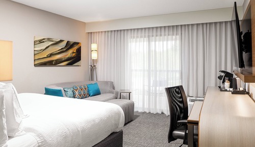 Room, 1 King Bed with Sofa bed, Balcony