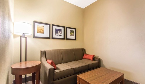 Suite, 2 Queen Beds, Non Smoking