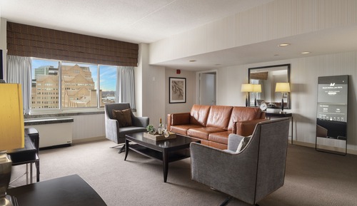 Suite, 1 King Bed
