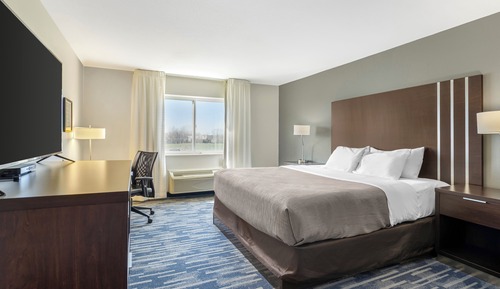 Suite, 1 King Bed with Sofa bed, Non Smoking