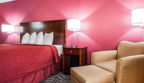 Standard Room, 1 King Bed, Non Smoking