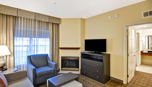 Room, 1 King Bed, Accessible, Fireplace (Roll-in Shower)