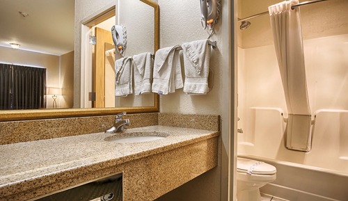 Standard Room, Multiple Beds, Non Smoking, Refrigerator & Microwave