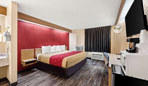 Standard Room, 1 King Bed, Non Smoking