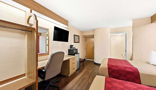 Standard Double Room, 2 Double Beds, Smoking