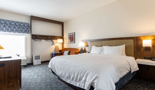 One king bed ns