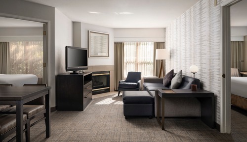 Suite, 1 Bedroom (Mobility Accessible, Transfer Shower)