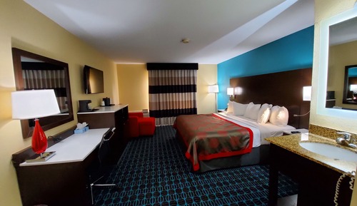 Standard Room, 1 King Bed
