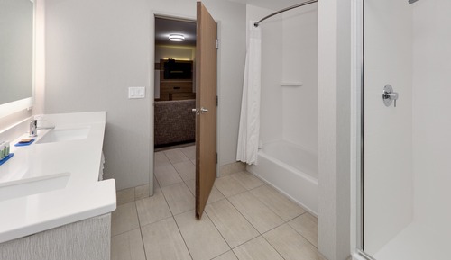 Suite, 2 Bedrooms