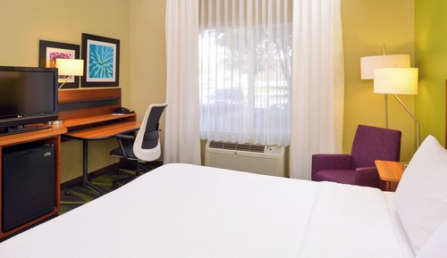 Room, 1 King Bed, Non Smoking