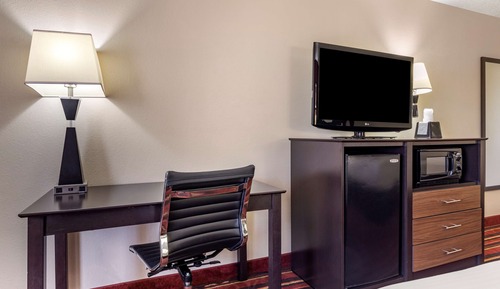 Standard Room, 2 Double Beds, Non Smoking, Refrigerator & Microwave