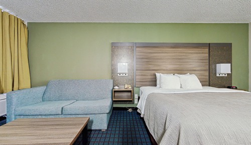 Standard Room, 1 King Bed, Non Smoking