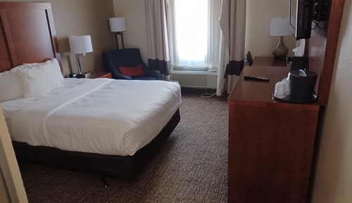 Room, 1 Queen Bed, Accessible, Non Smoking (Hearing, Mobility Roll-In Shower)