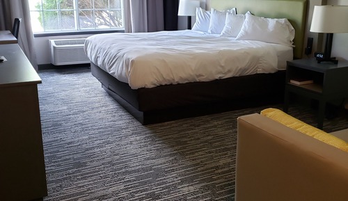 Suite, 1 King Bed, Non Smoking, Jetted Tub
