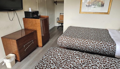 Standard Room, 2 Double Beds, Non Smoking