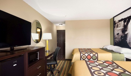 Room, 2 Queen Beds, Non Smoking