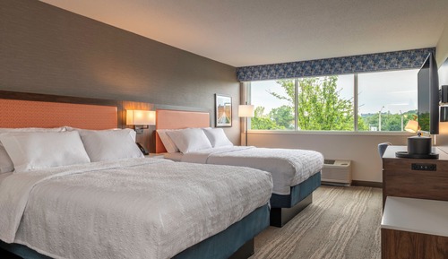 Room, 2 Queen Beds, Refrigerator