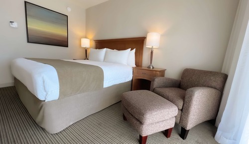 Room (Coast King)