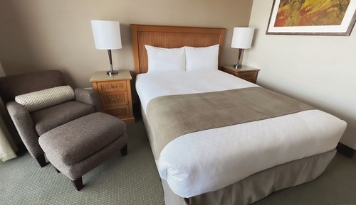Room (Coast Queen)