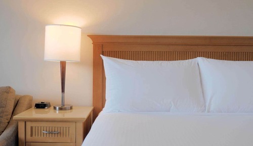 Room (Coast Queen Pool Level with Sofa Bed)