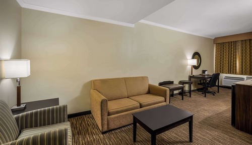 Suite, 1 King Bed, Non Smoking