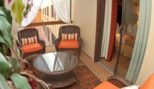 Suite, 1 King Bed, Non Smoking, Balcony