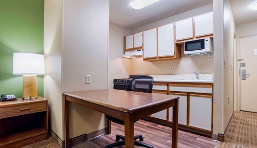 Studio, 1 Queen Bed, Non Smoking