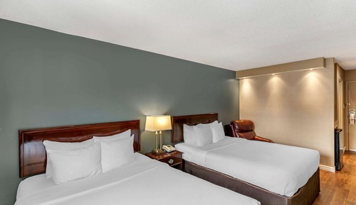 Standard Room, 2 Queen Beds, Non Smoking