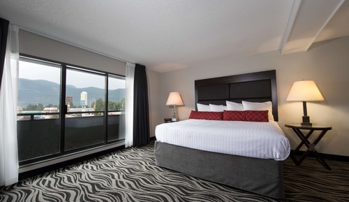 Suite, 1 King Bed, Non Smoking, Kitchenette
